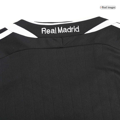 Retro Men's Real Madrid 2006/07 Away Long Sleeve Soccer Jersey