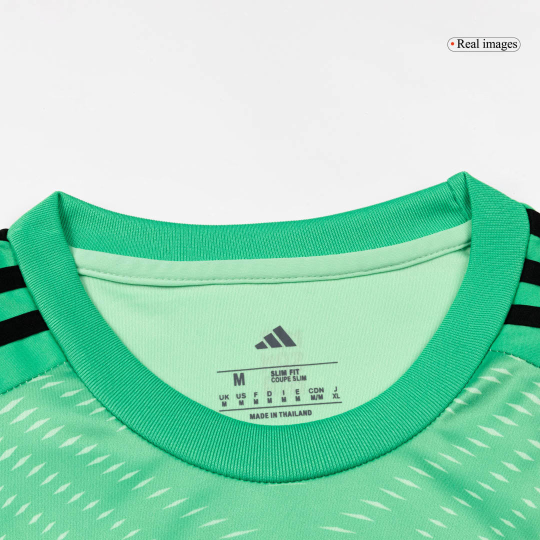 Bayern Munich 2025/26 Goalkeeper Soccer Jersey