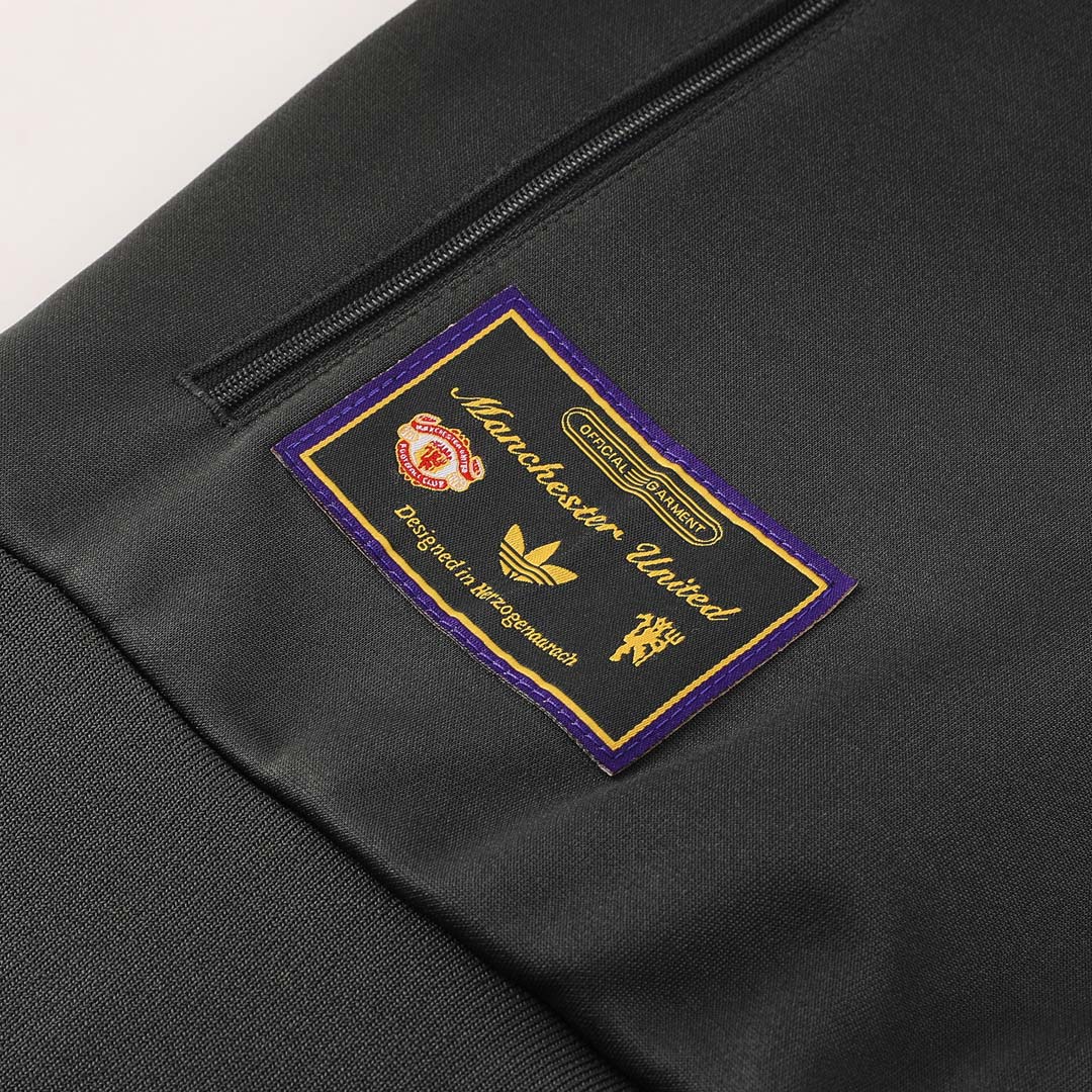 Manchester United 2025/26 Tracksuit Black