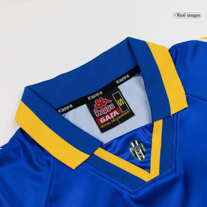 Retro Men's Juventus 1995/96 Away Soccer Jersey