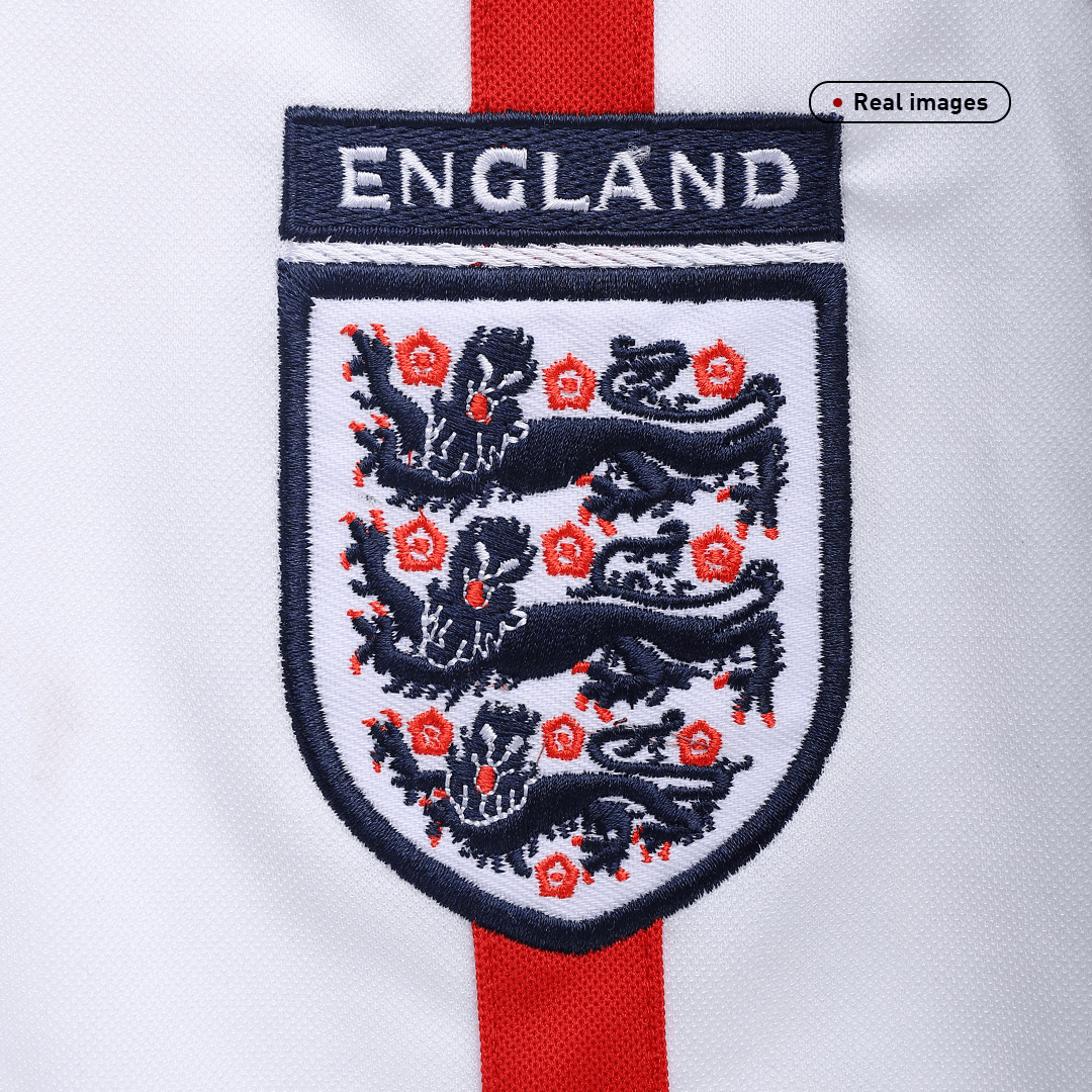 Retro BECKHAM #7 Men's England 2002 Home Soccer Jersey