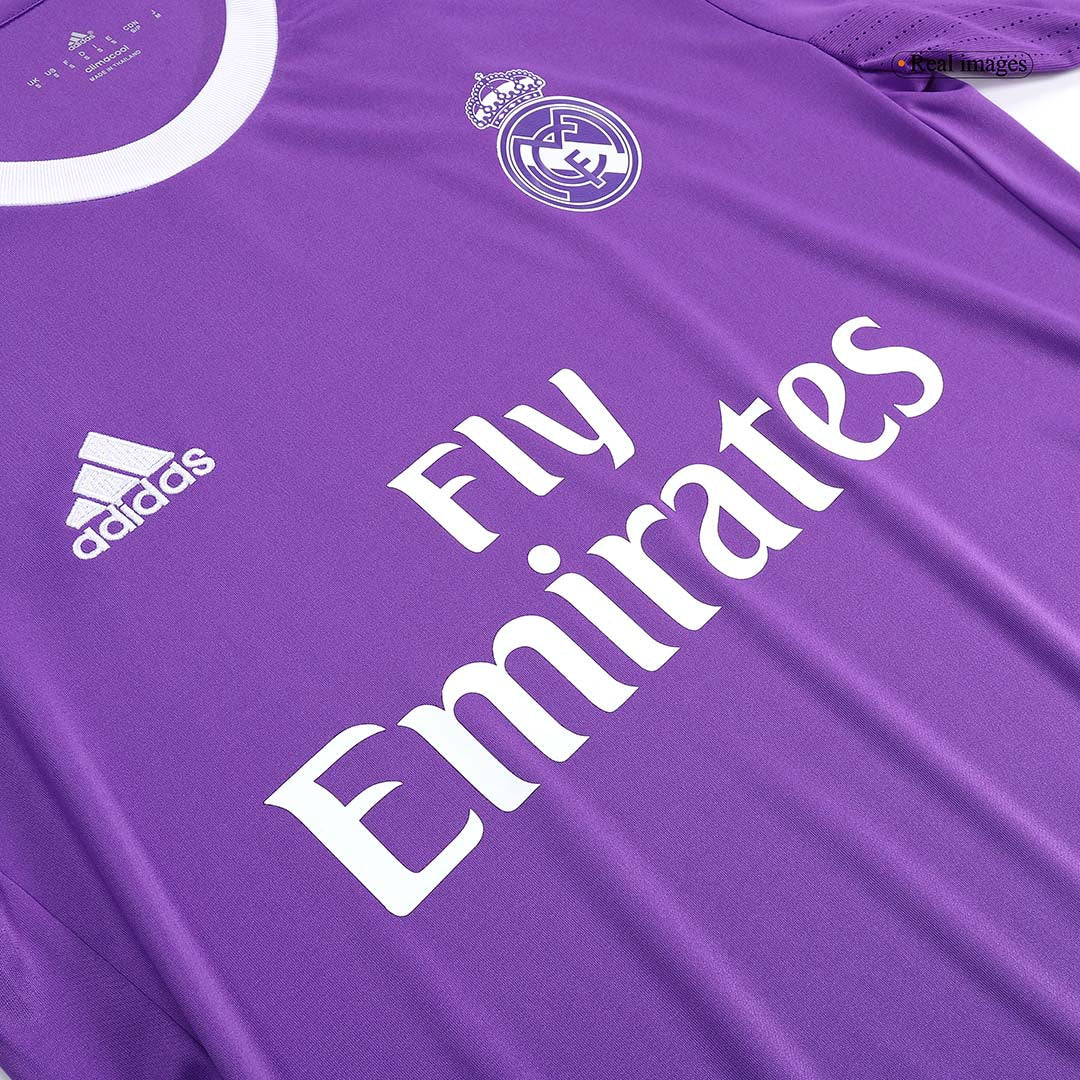 Retro SERGIO RAMOS #4 Men's Real Madrid 2016/17 Away Long Sleeve Soccer Jersey