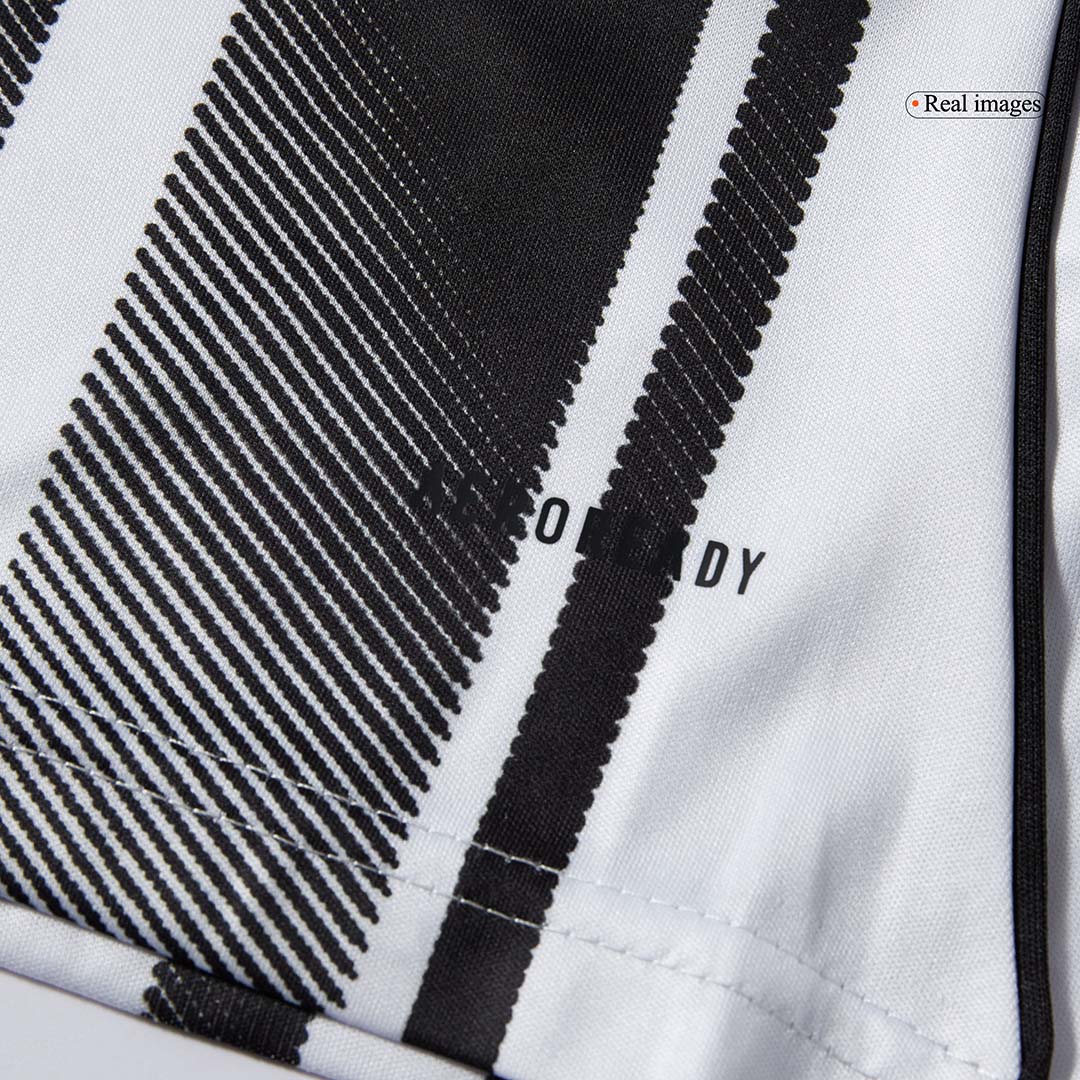 Kids Juventus 2025/26 Home Soccer Kit